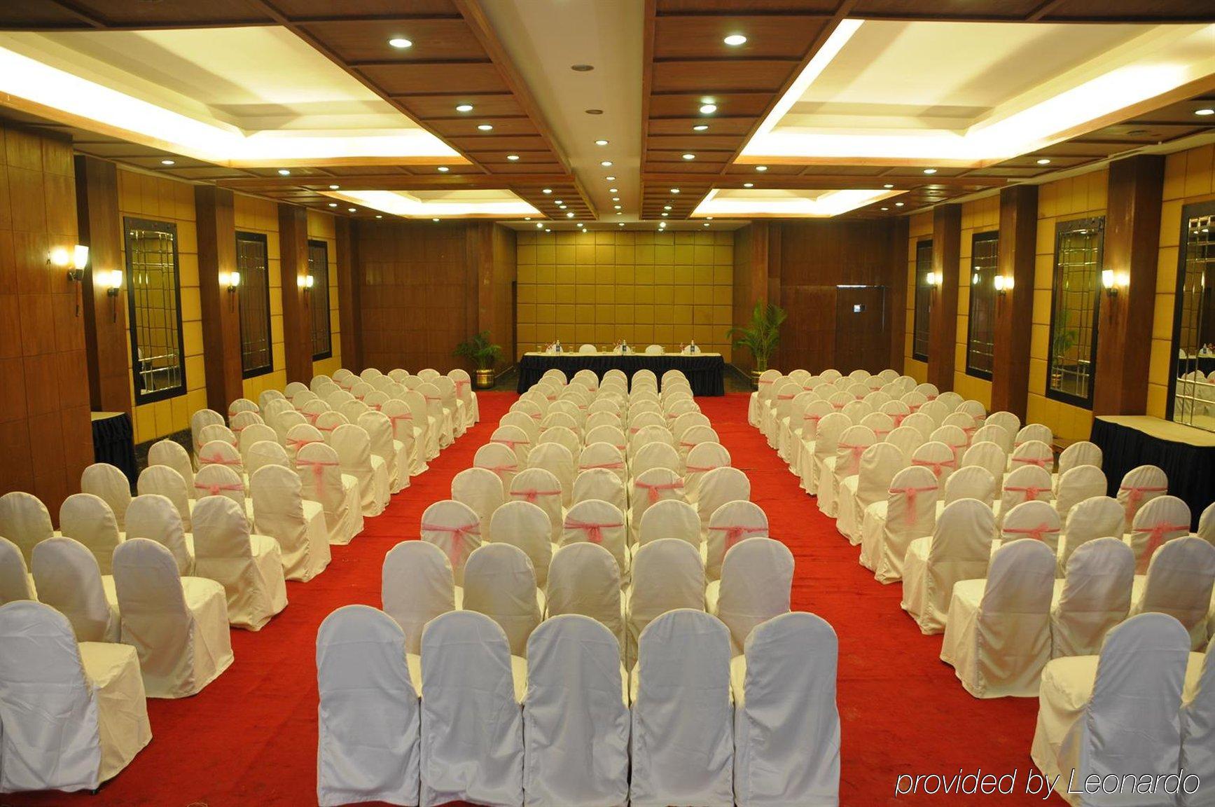 Nalapad'S Hotel Bangalore International Zařízení fotografie